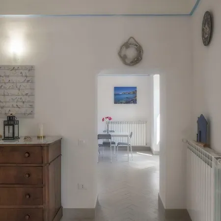 Hello Apartman *