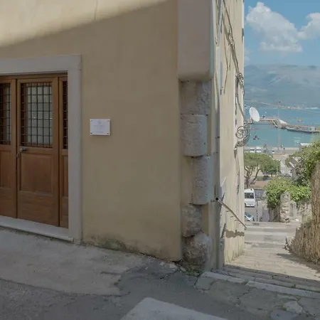Hello Gaeta